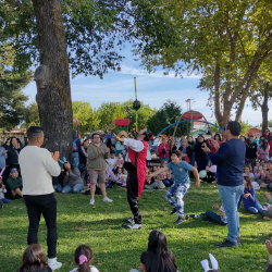 Tronky en show al aire libre en San Carlos, Ñuble